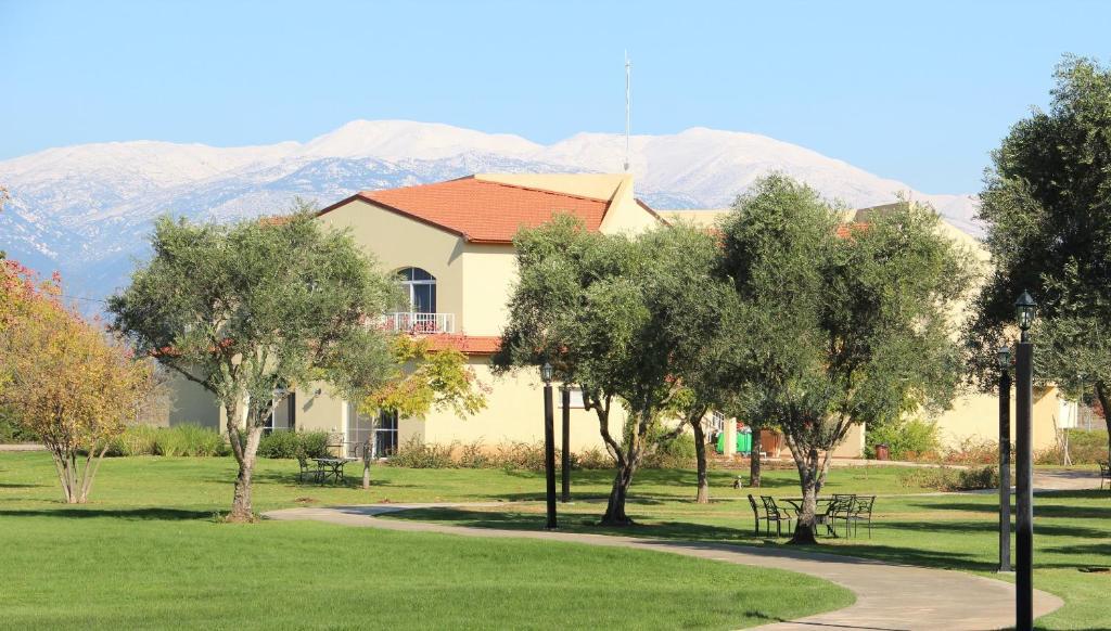 Pastoral Hotel - Kfar Blum Экстерьер фото