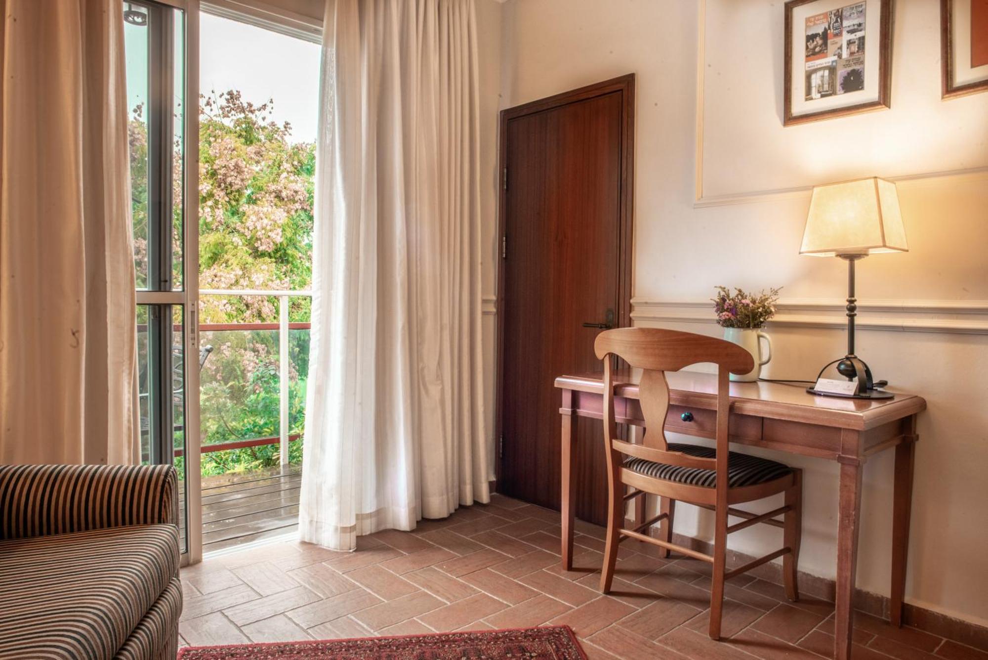Pastoral Hotel - Kfar Blum Экстерьер фото